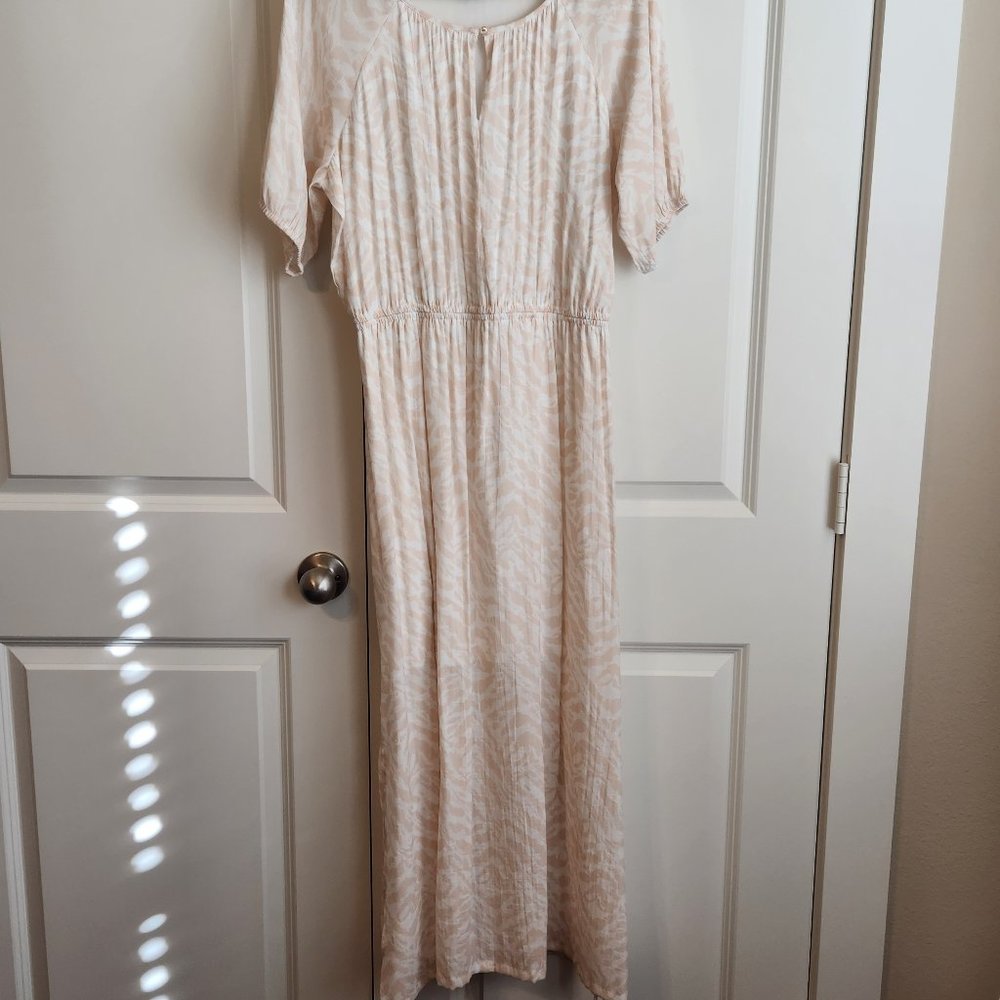 Nine West, sheer apricot & white lined maxi dress, size M